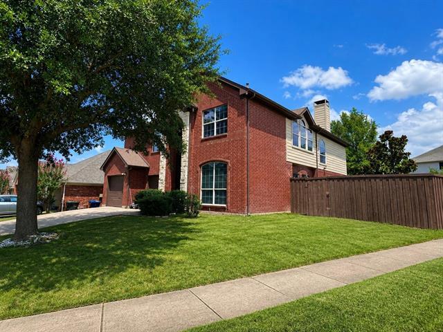 Building Photo - 814 Honey Hill Dr