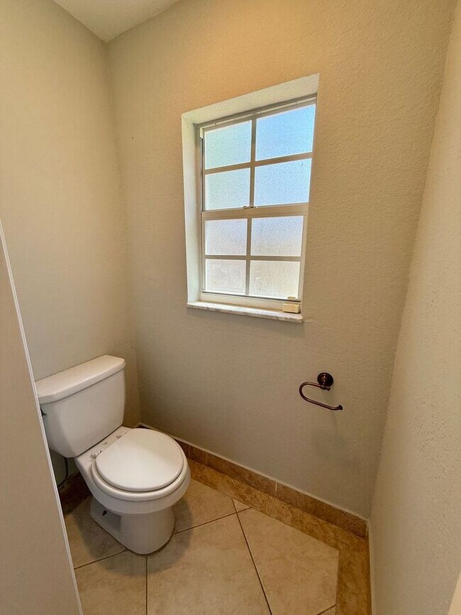 Building Photo - 4/3 WINTER PARK POOL HOME WITH WINTER PARK SCHOOLS! (Orange County Winter Park Schools)