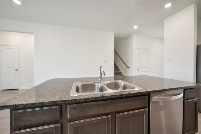 Building Photo - 4918 Eldorado Rose Pl
