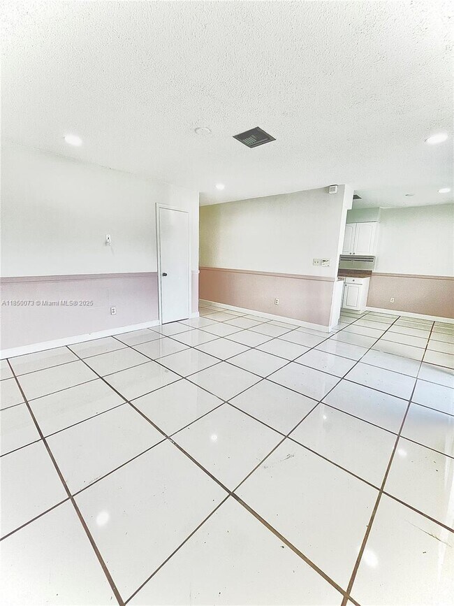 Building Photo - 6737 NW 6th Ct