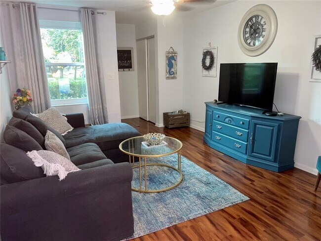 Building Photo - 4304 La Riviera Ct