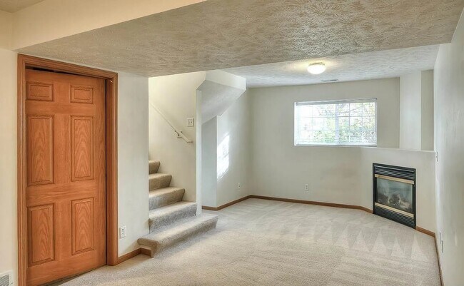 Building Photo - 6206 N 131st Ave
