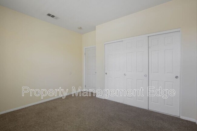 Building Photo - 1417 Veronica Tr