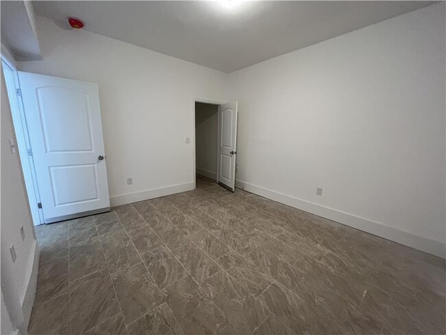Building Photo - 76 Rockmart Dr NW