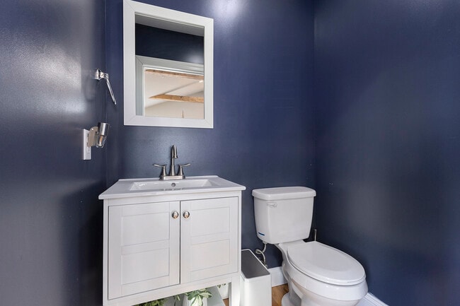 Building Photo - Reservoir