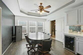 Building Photo - 17611 Fossil Ridge Ln