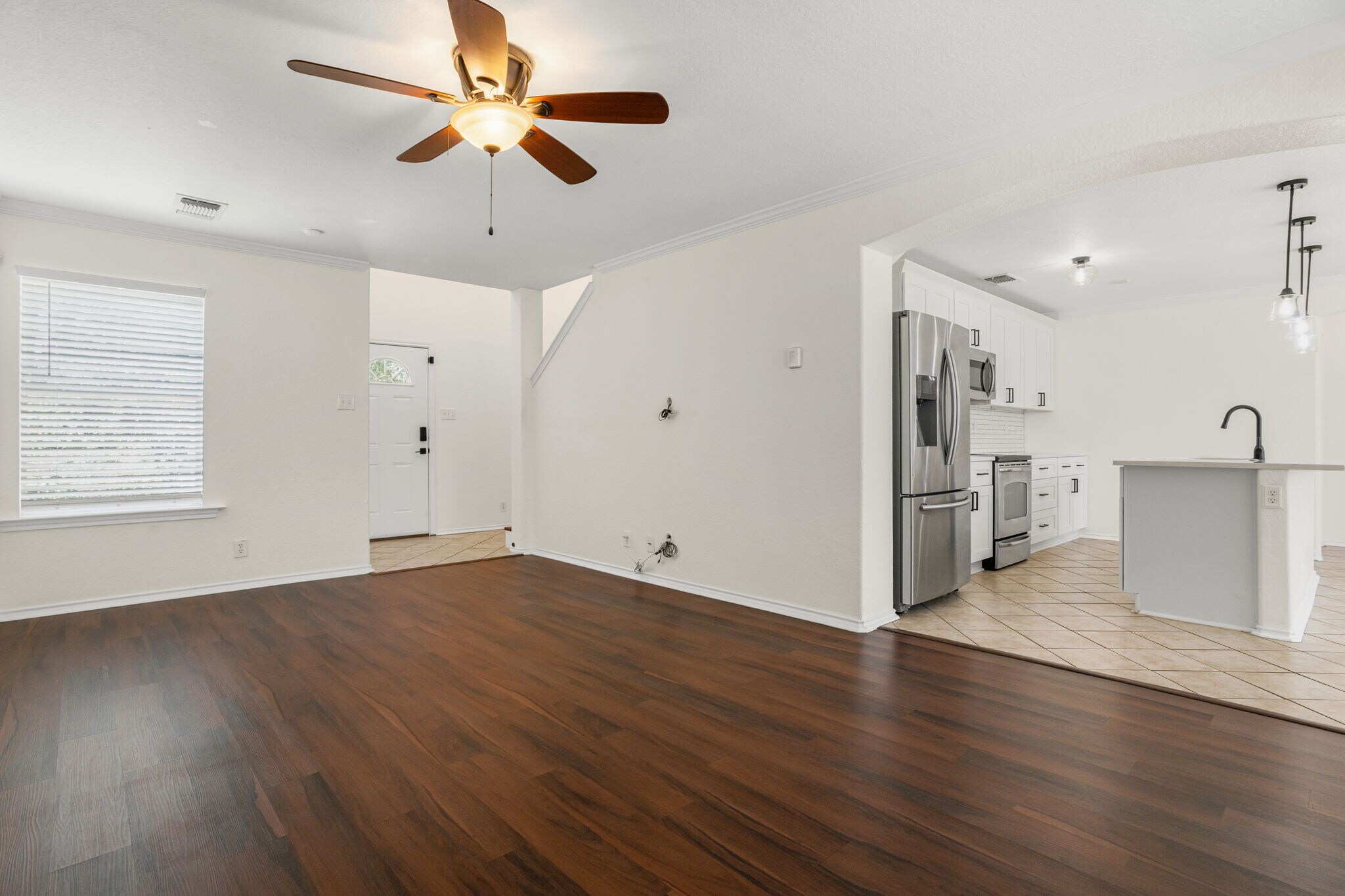 Building Photo - 2134 Colorado Bnd