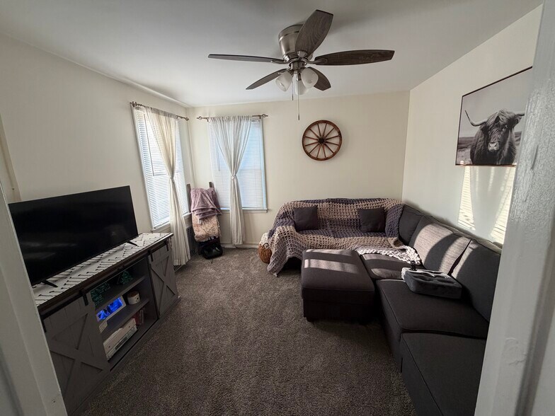 Building Photo - 8638 260th St