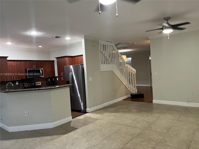 Building Photo - 977 SW 153rd Path