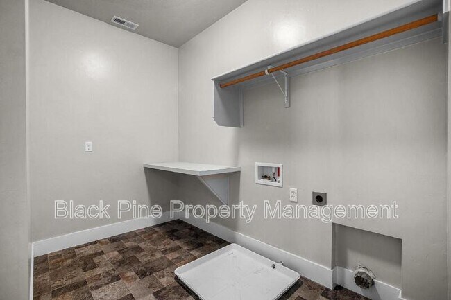 Building Photo - 1764 W Heavy Timber Dr