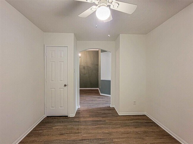 Building Photo - 226 Fairwind Trail Dr