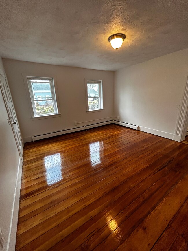 Building Photo - 155C Danielson Pike