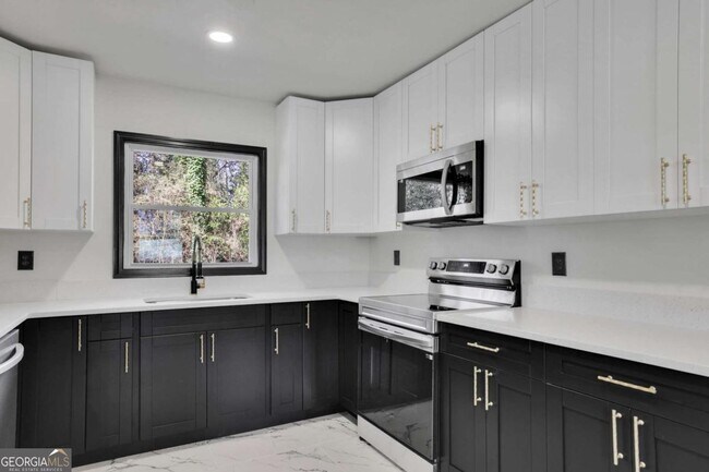 Building Photo - 1722 San Gabriel Ave