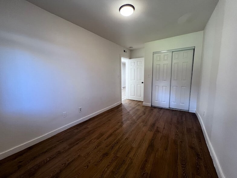 Building Photo - 699 30th St