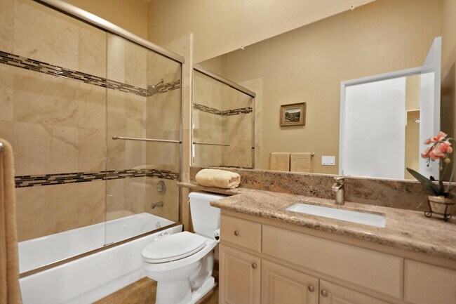 Building Photo - 84 N Kavenish Dr