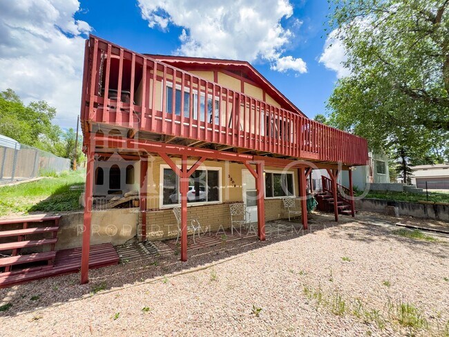 Primary Photo - 3306 W Platte Ave