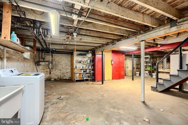 Building Photo - 720 Dryden Dr