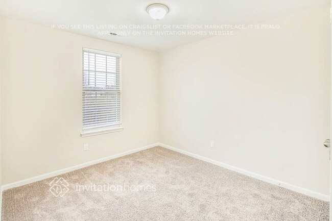 Building Photo - 7029 Honey Tree Ln