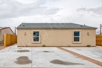 Building Photo - 2185 E Butler Ave