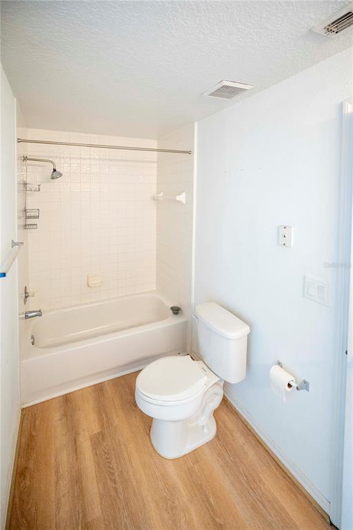 Building Photo - 5554 Metrowest Blvd