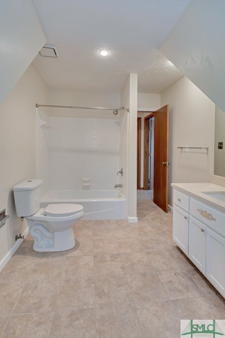 Building Photo - 130 Briarwood Ln