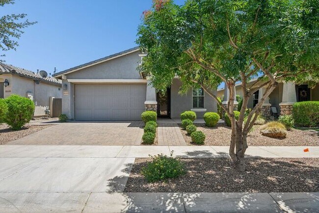 Building Photo - Beautiful newer-build home located in the highly desirable East Mesa area in Eastmark. - 55+ Comm...