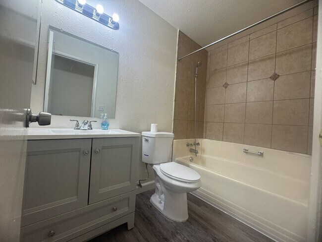 Building Photo - 7955 Deer Lake Dr