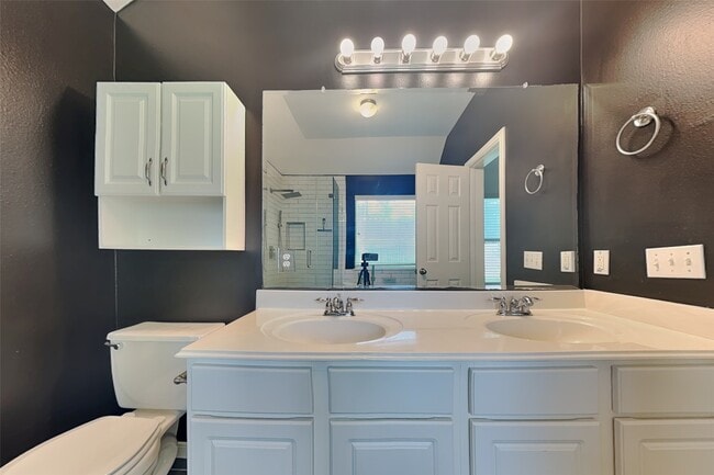 Building Photo - 14 E Sage Creek Pl