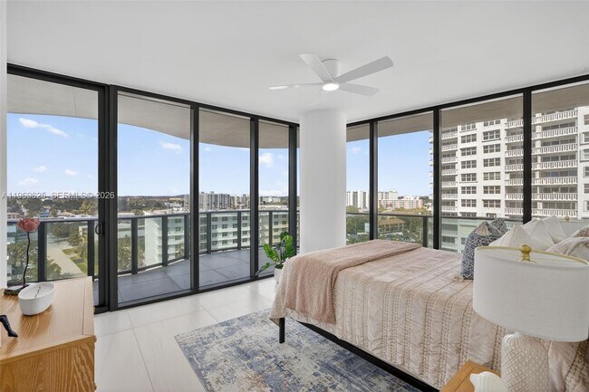 Building Photo - 900 N Ocean Blvd