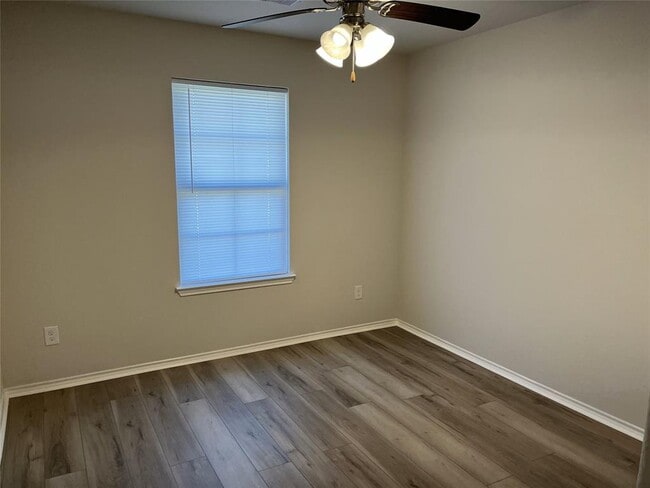Building Photo - 22070 Sun Haven Ln