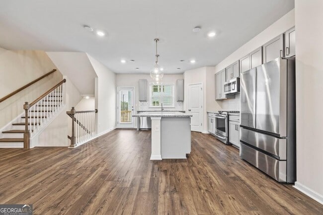 Building Photo - 135 Matson Run SW