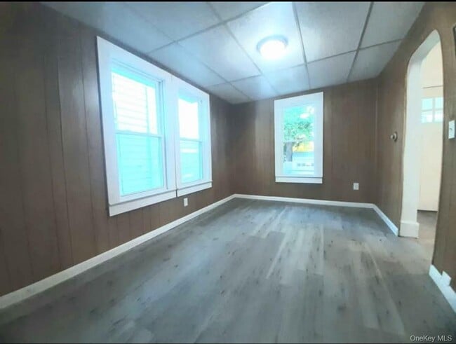 Building Photo - 124 South Ave