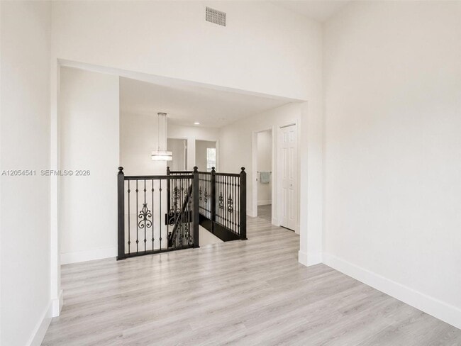 Building Photo - 10956 NW 73rd St