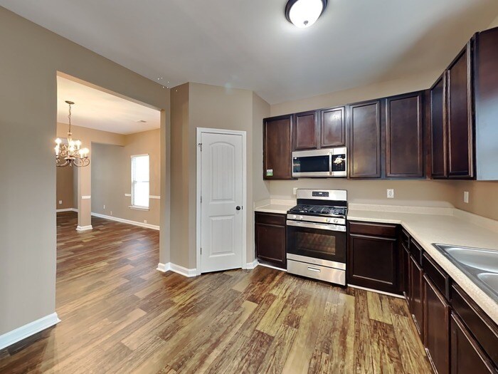 Building Photo - 4885 Medlock Trail Ct SW