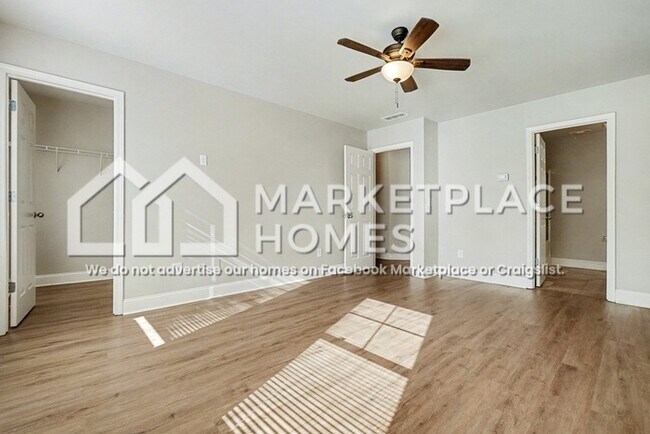 Building Photo - 5974 Westchase St