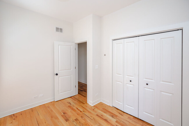 Building Photo - 1716 N North Park Avenue