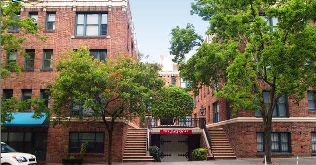 Interior Photo - The Davenport