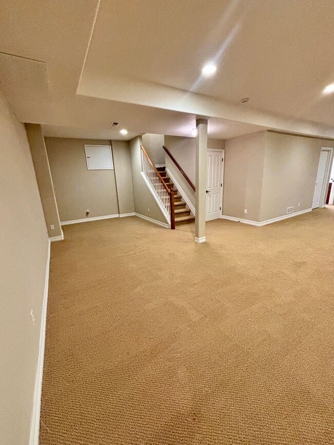 Building Photo - 8890 Tappy Toorie Cir