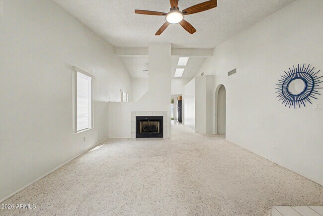 Building Photo - 3510 E Hampton Ave