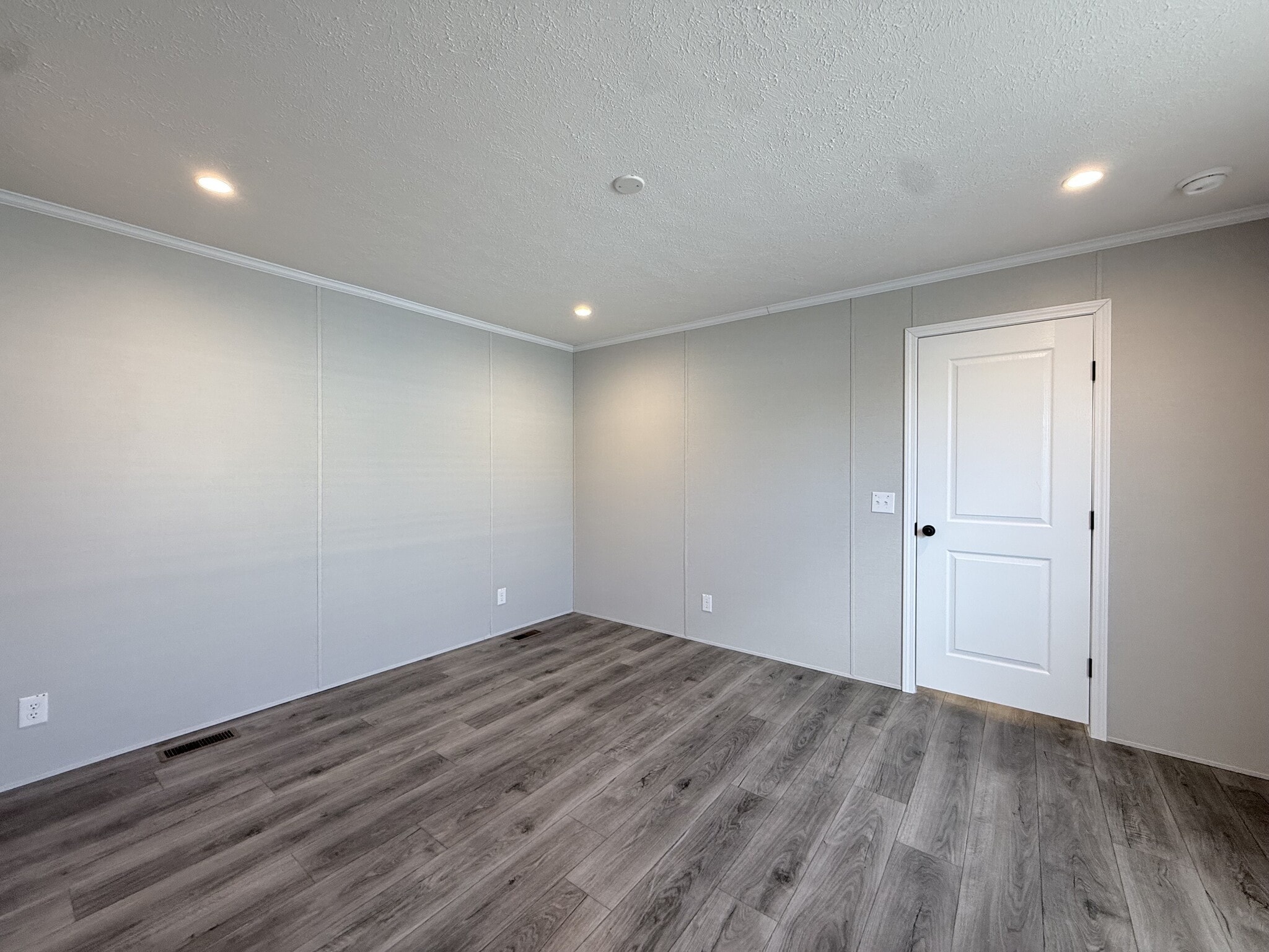 Building Photo - 52780 S Zacharias Ct