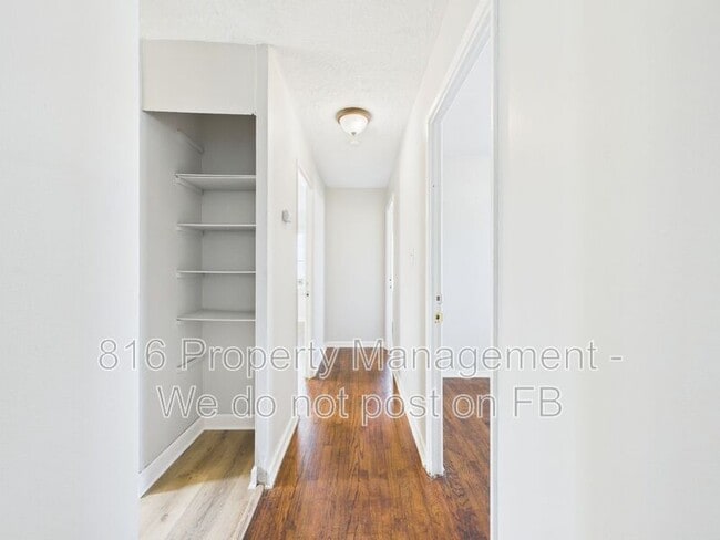 Building Photo - 14920 Fuller Ave