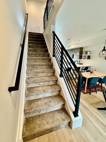 Building Photo - 3467 W 63rd Pl