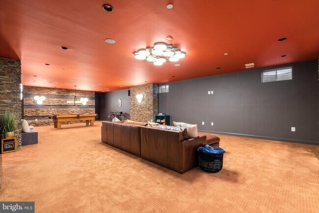 Building Photo - 13826 Glen Mill Rd