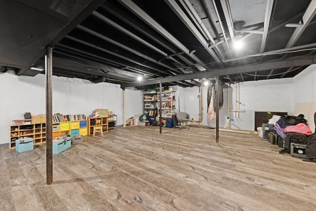 Building Photo - 4899 Wye Oak Rd