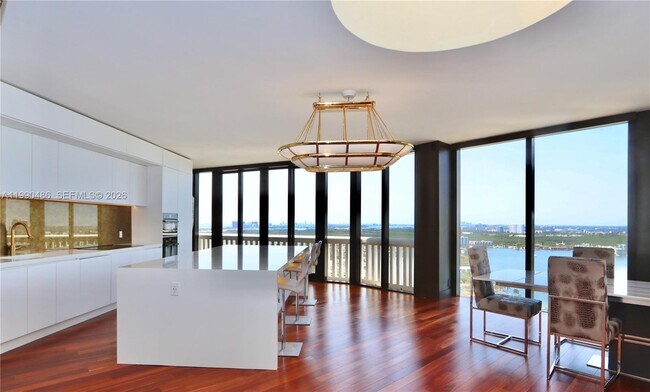 Building Photo - 1000 E Island Blvd