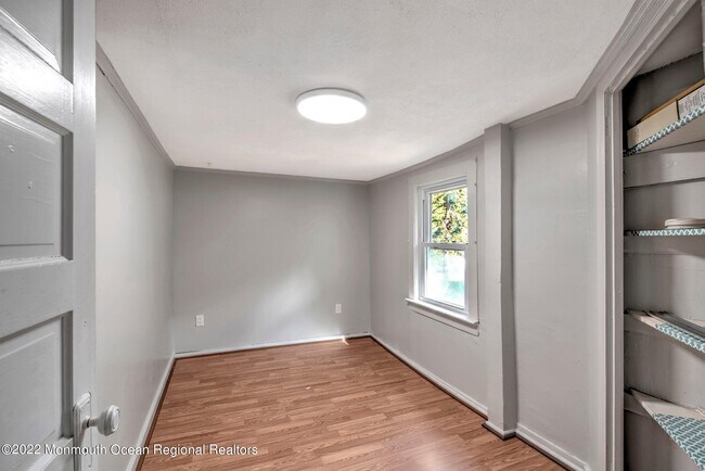 Building Photo - 284 Millstone Rd