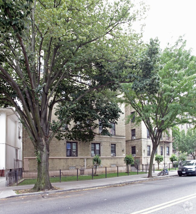 Building Photo - Cortelyou Hall