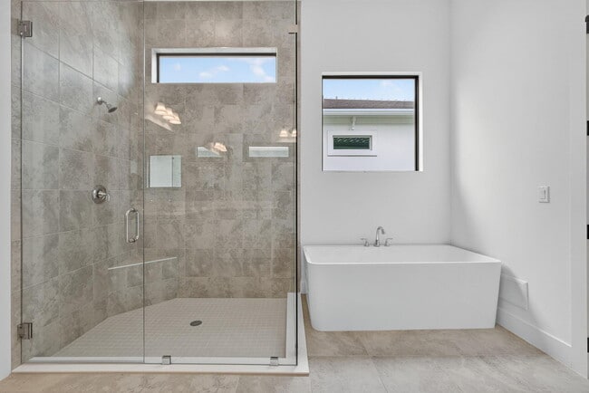 Building Photo - 9512 St Germain Dr