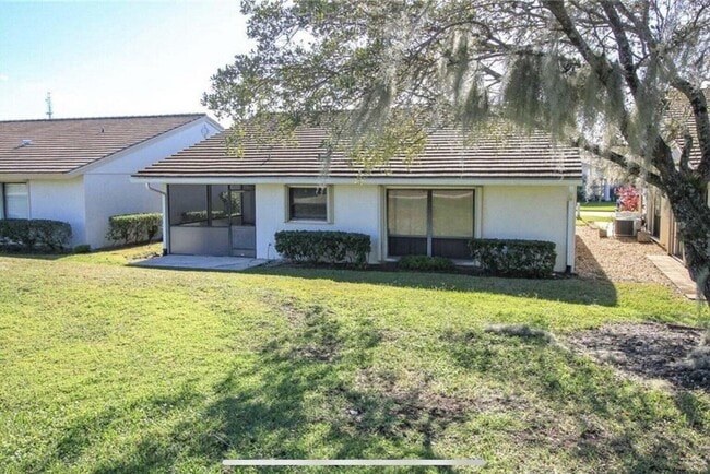 Building Photo - 2525 SW Egret Pond Cir