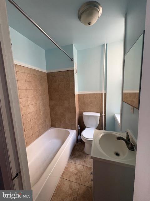 Building Photo - 923 N 28th St